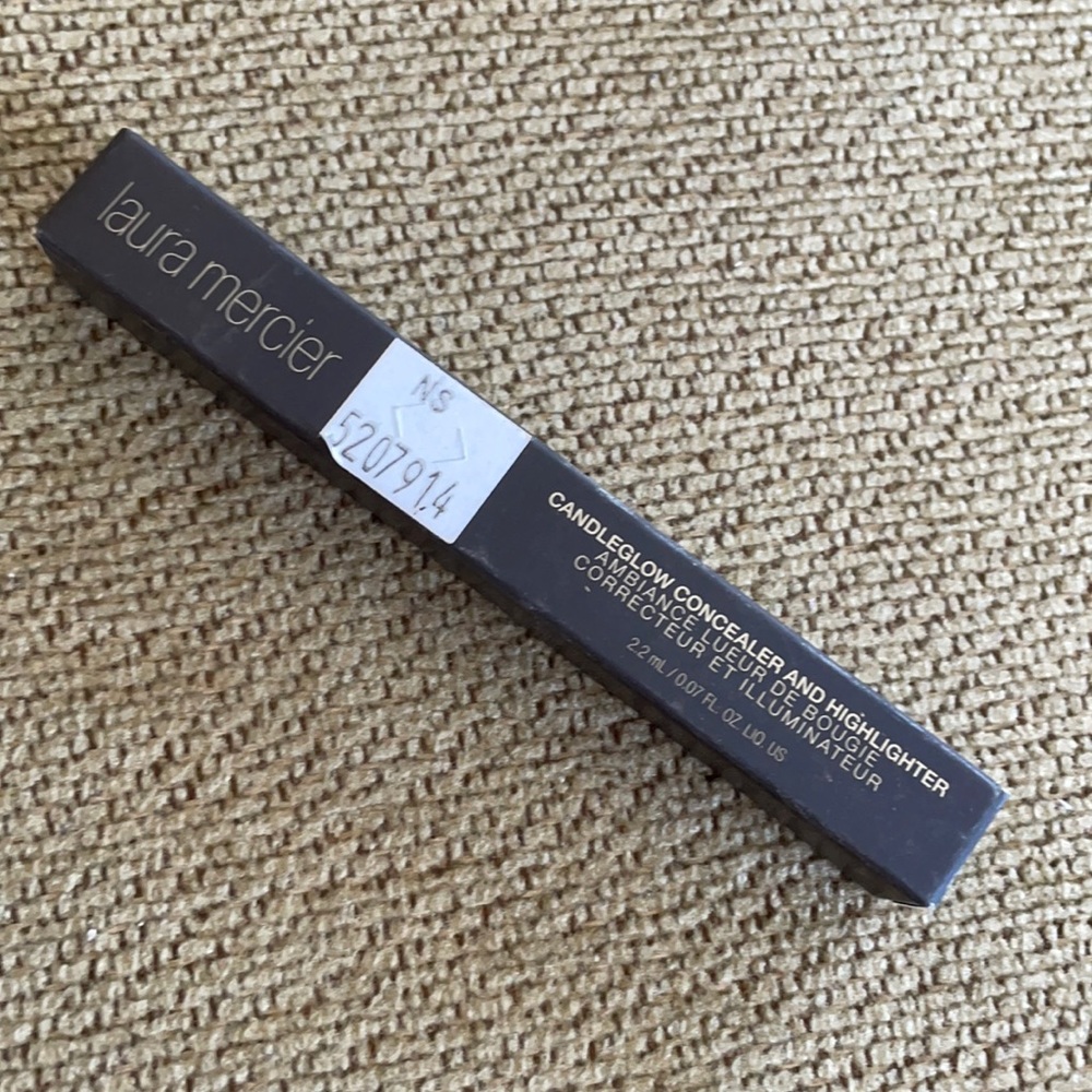Laura Mercier candle glow concealer and highlighter. Shade 1.